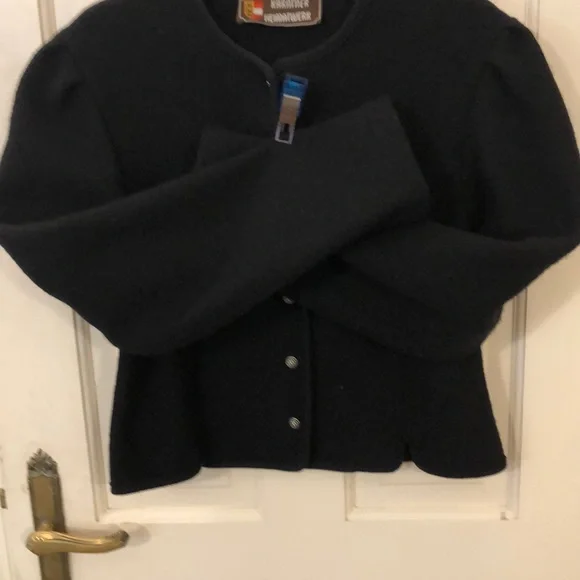 BEAUTIFUL FITTED JACKET - Picture 2 of 6